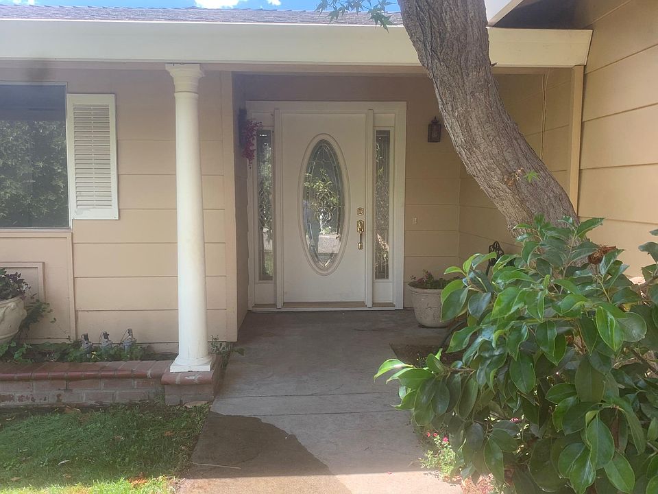 1st image of 5925 Rich Hill Dr