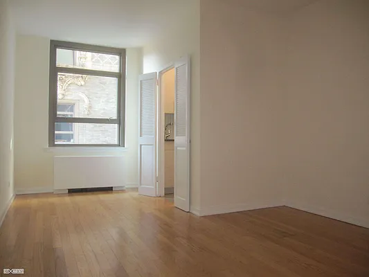 Rented by Citi Habitats | media 15