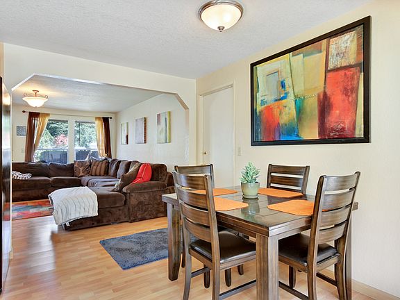 4th image of 12021 SE 223rd Dr