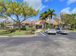 8359 Sunmeadow Ln, Boca Raton, FL 33496