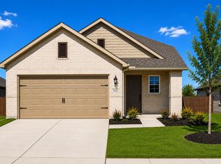 1111 Butterfly Dale Dr, Lavon, TX 75166