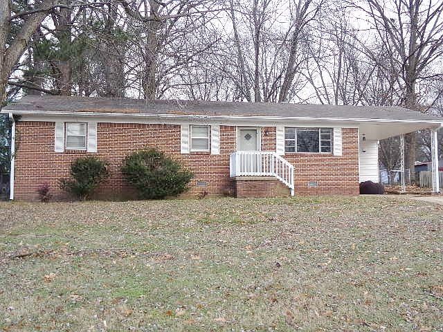 1st image of 930 Flicker Dr