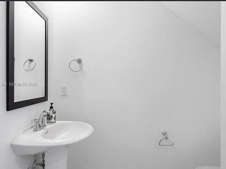5485 Starfish Rd — Photo 18