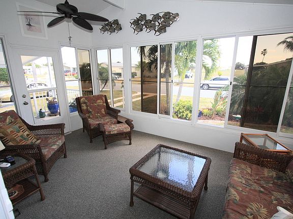 5th image of 1075 Barefoot Cir