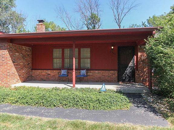 2nd image of 2944 Haverhill Dr