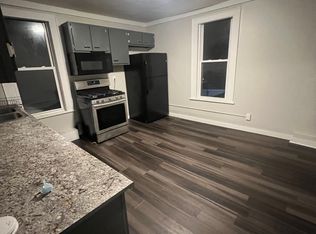 23 Salina St FLOOR 2, Baldwinsville, NY 13027