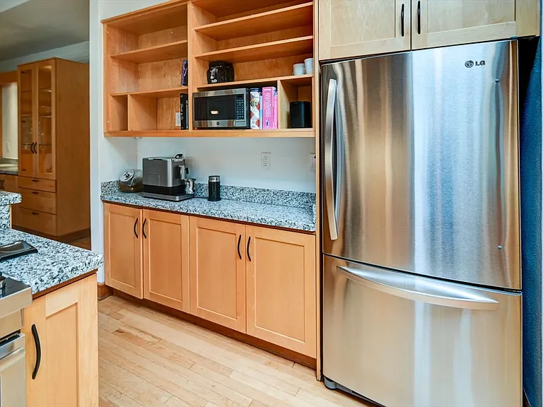 4746 Lafayette Dr — Photo 43