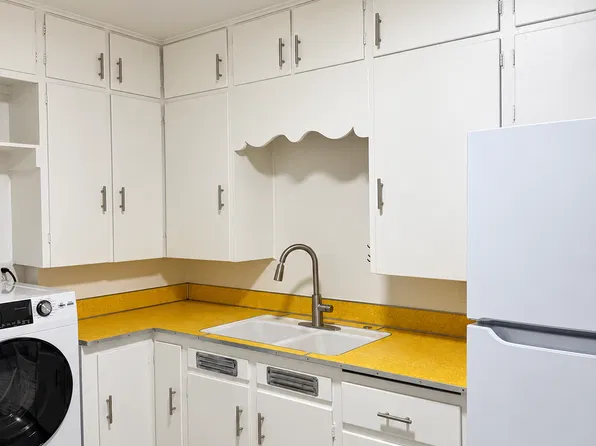1123 Central Ave APT A, Great Falls, MT 59401