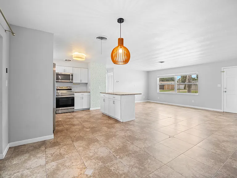 250 Carib Dr — Photo 32