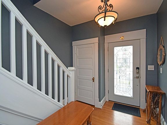 3rd image of 1342 Paxton Ave