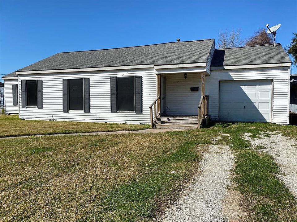 1st image of 816 1st St