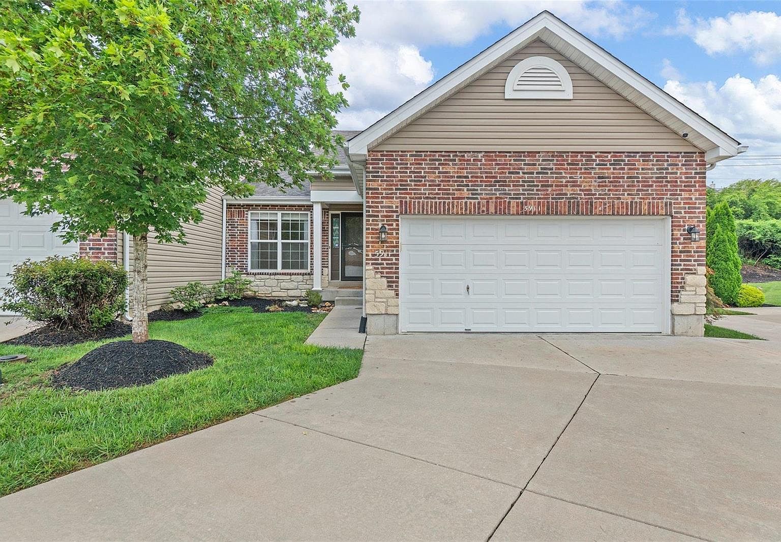 5911 Stephanie Green Ct, Saint Louis, MO 63129 Zillow