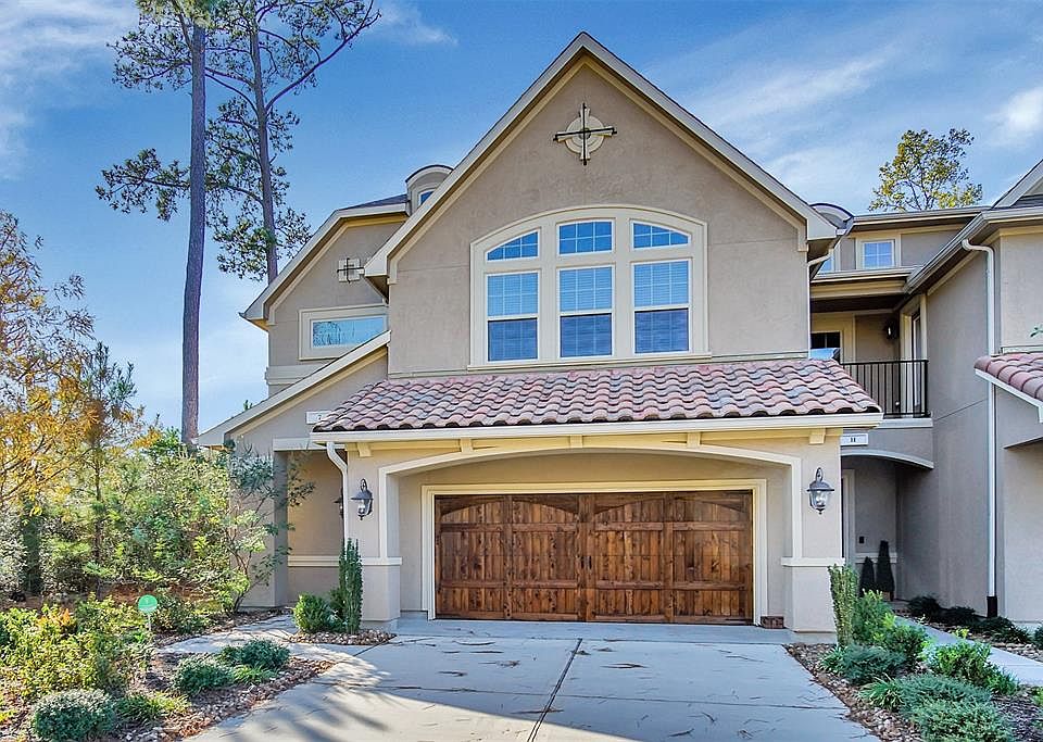 1st image of 7 Silver Rock Dr