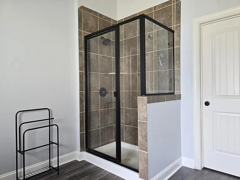 8809 Crenshaw Dr — Photo 27