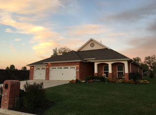1501 Lakeview Dr, Webb City, MO 64870