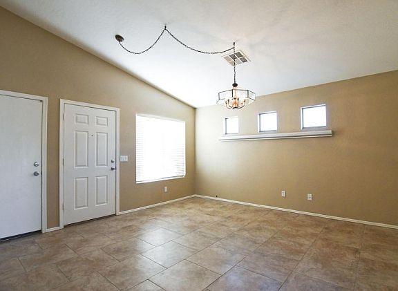 2nd image of 13841 N 149th Ln