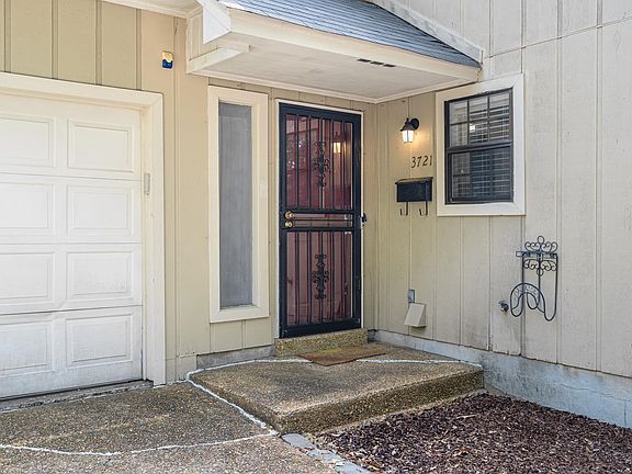 3rd image of 3721 California Terrace Dr #5