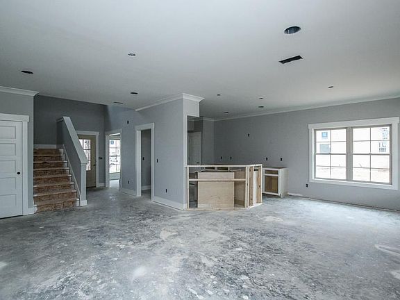 4th image of 1423 Alamo Ave
