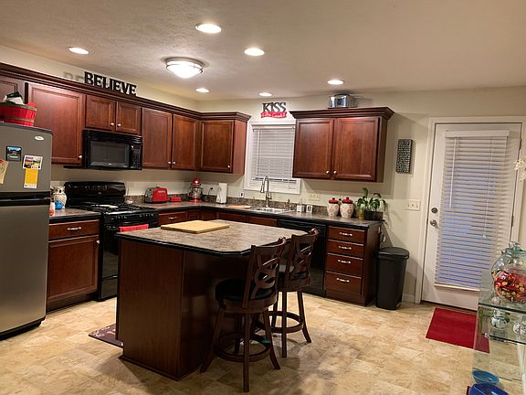 2nd image of 3512 Wayland Dr