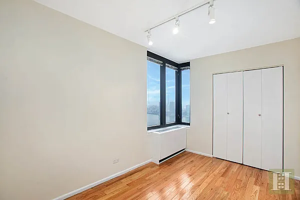 Rented by Halstead Real Estate | media 24