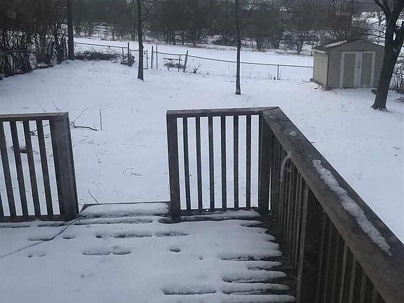2nd image of 8471 Lakeview Dr