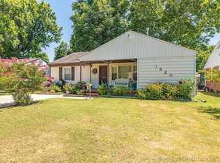 1520 E 53rd St, Tulsa, OK 74105