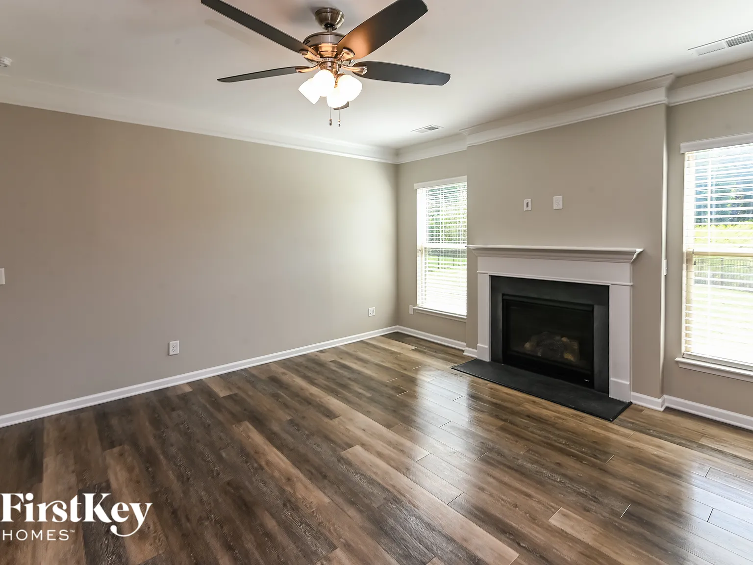 5 bed, 4.0 bath, 2799 sqft, $3,100 — Photo 3