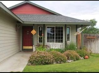8612 Packard Dr, Pasco, WA 99301