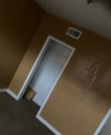 5th image of 828 Danner Ave