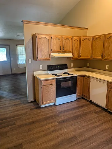 1130 Van Way Photo 1