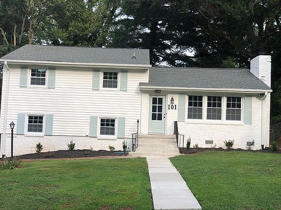 5th image of 101 Williamsburg Dr #1