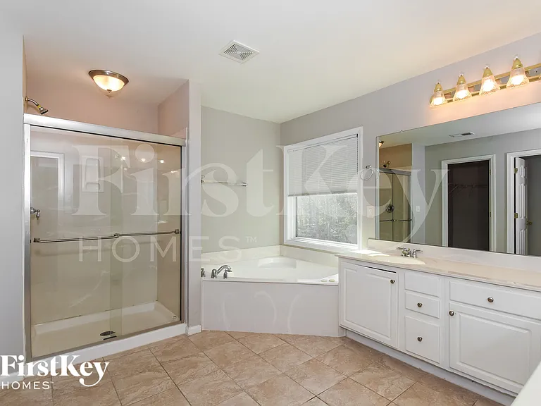 3075 Highgreen Trl — Photo 11