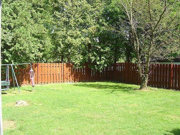 2nd image of 3 Maryland Ln