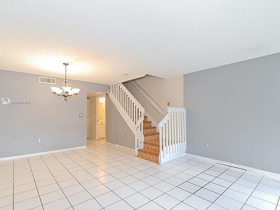 5th image of 9193 Fontainebleau Blvd #204