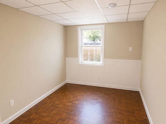 5th image of 525 N Clinton St