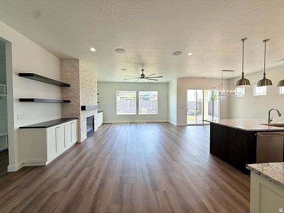 3rd image of 445 W Rosina Cir #53