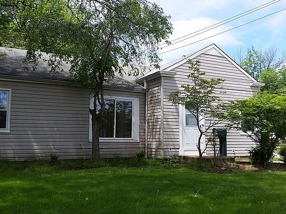 2nd image of 1100 Orchard Heights Dr