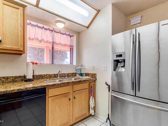 5th image of 11540 E Vine Ave