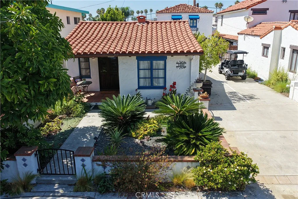 1 bed, 800 sqft, $4,200 — Photo 4