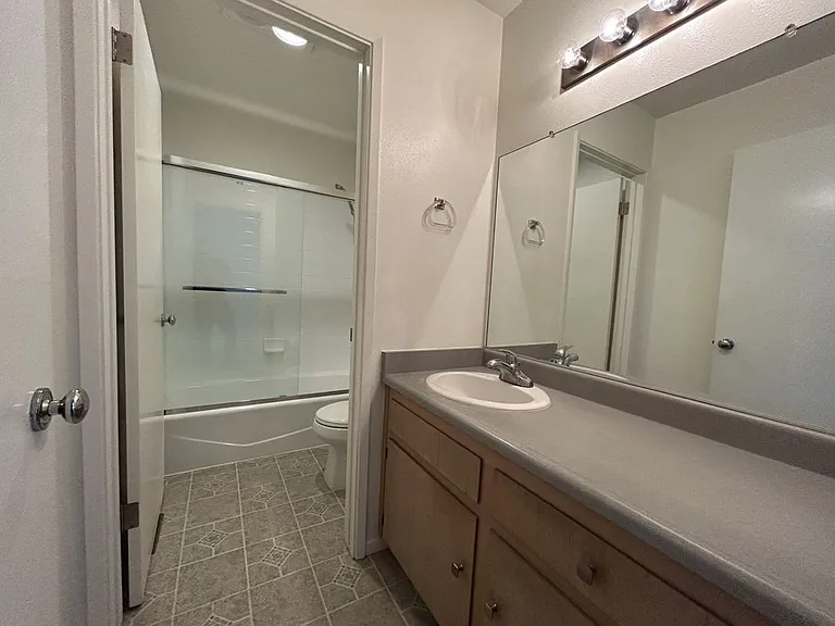 1239 E Foothill Blvd #104 — Photo 12