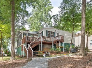 74 Chauvin Ct, Lavonia, GA 30553