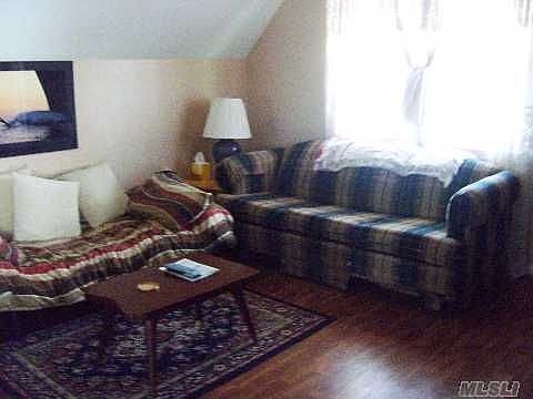 4th image of 8845 Sabre St