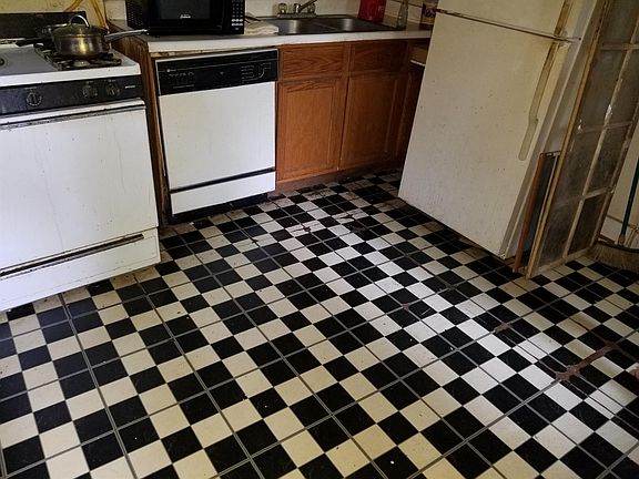 4th image of 2991 W McMicken Ave