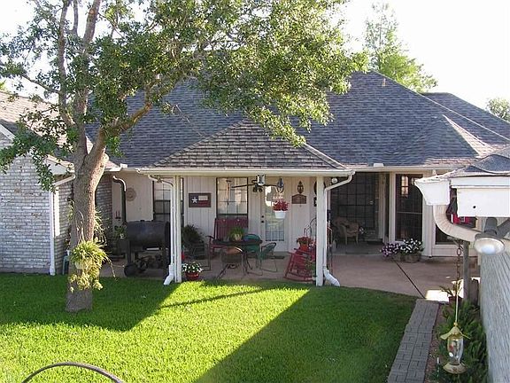 2nd image of 1714 White Wing Cir