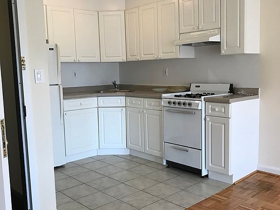 2nd image of 26-39 30th St #3