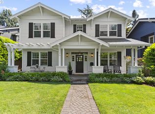 735 7th St, Lake Oswego, OR 97034