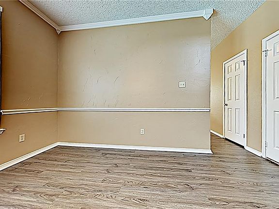 3rd image of 765 Andre Ct