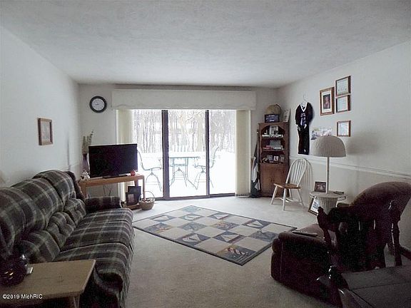 4th image of 769 Clarewood Ct