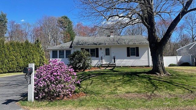 1st image of 42 Hoover Rd