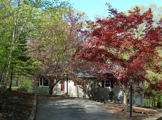 33 Far Reach Trl, Putnam Valley, NY 10579